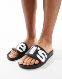 Levi's Slider With Large Logo In Black For Men