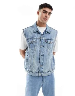 Levi's Relaxed Trucker Denim Vest In Light Wash For Men